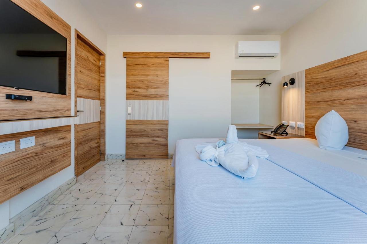 Hotel Central Merida By Kavia Εξωτερικό φωτογραφία